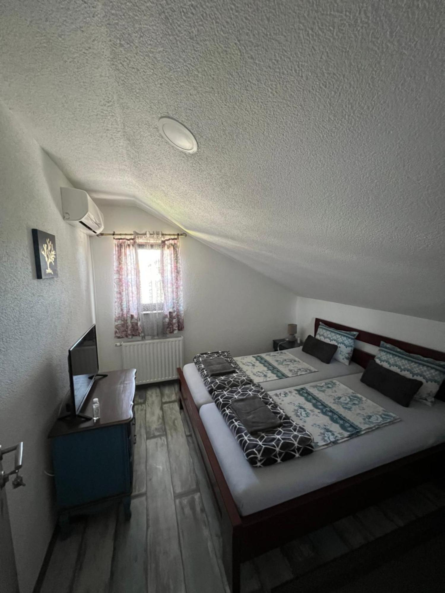 Prenociste-Sobe-Rooms-Aman Bihać Dış mekan fotoğraf